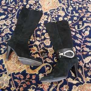 Antonio Melani suede boots
